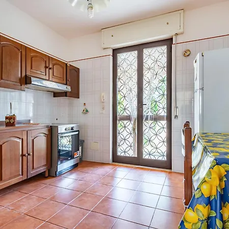 Matta 500m From Sea - Happy Apartment